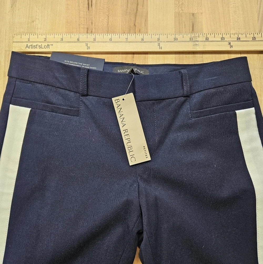 Banana Republic Sloan Navy Blue With White Stripe Size 2P Petite. Ankle Pants
